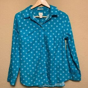 Chico’s Women’s Long Sleeved Button Down Shirt Size 1 (S/8) Blue W/ Clams